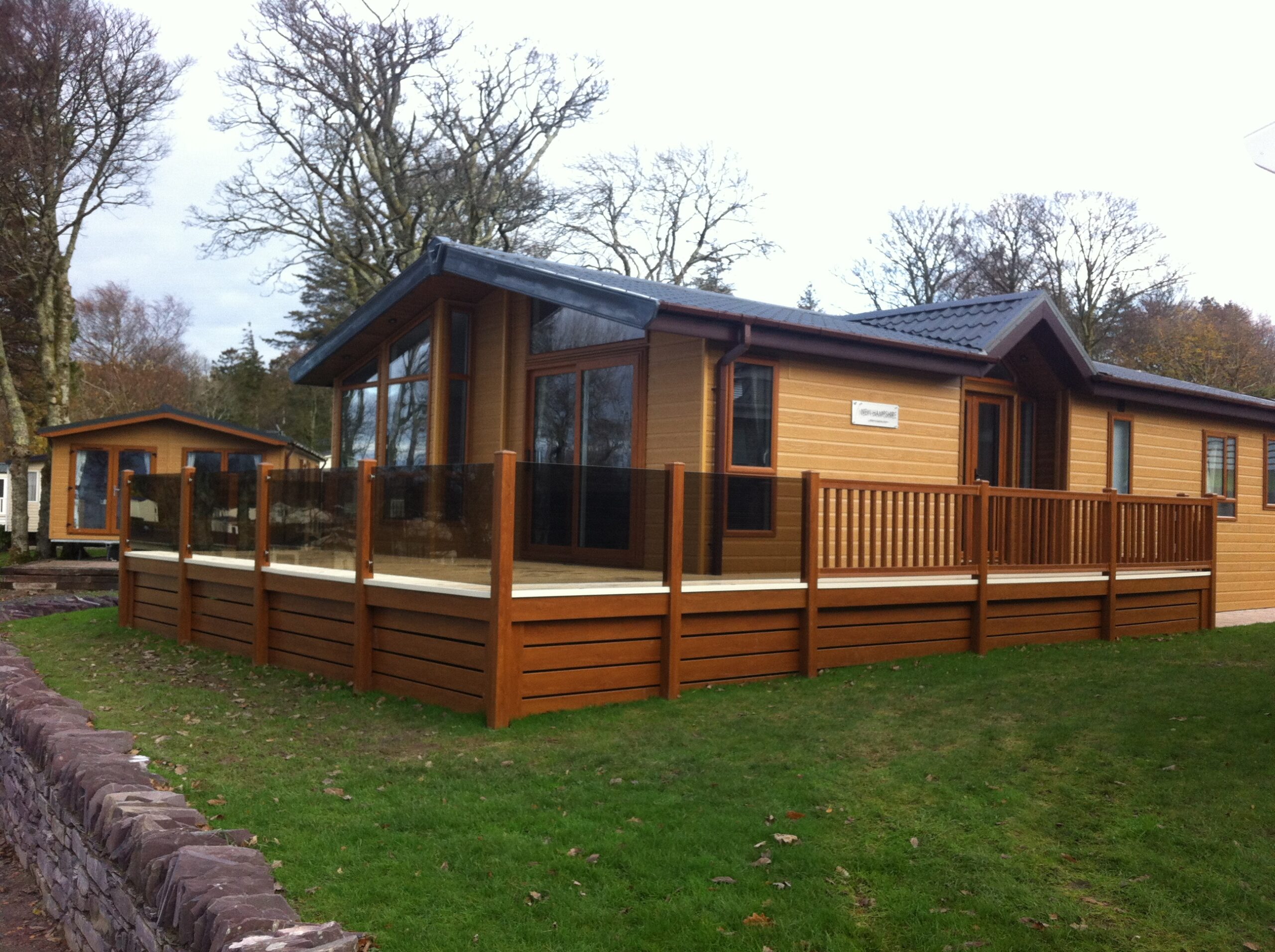 Lodge Decking (1)