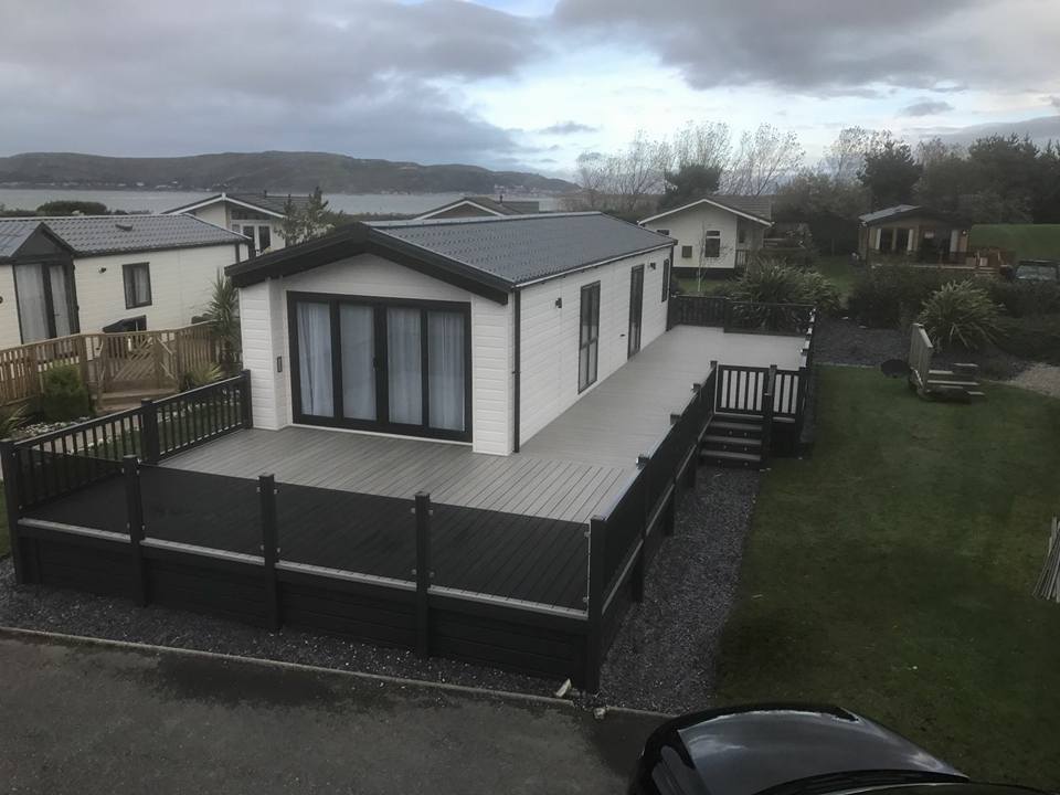 Lodge Decking (30)