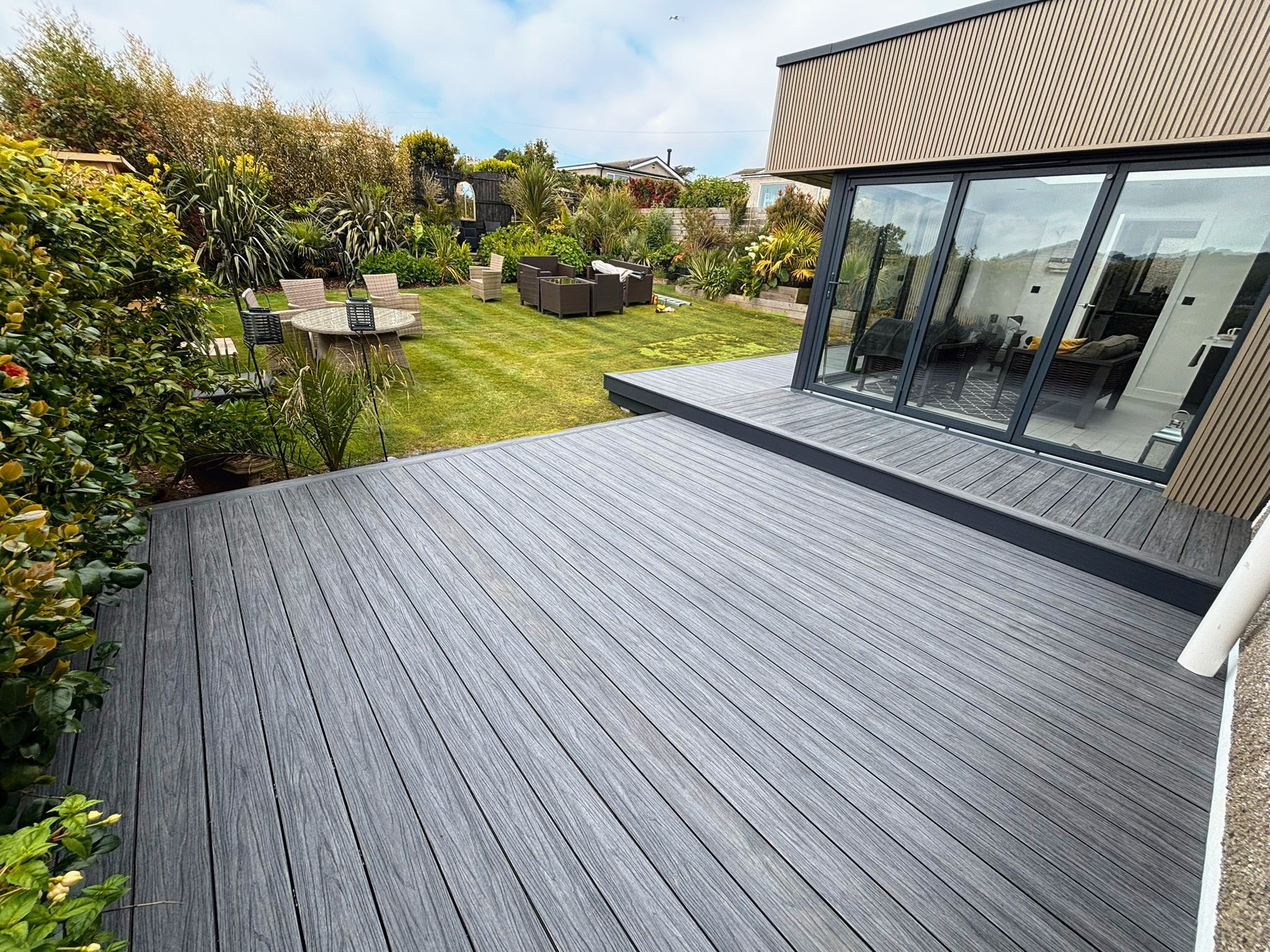 composite-decking-north-wales-1