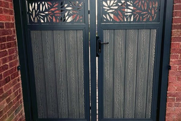 Composite Fencing and Gates North Wales 6