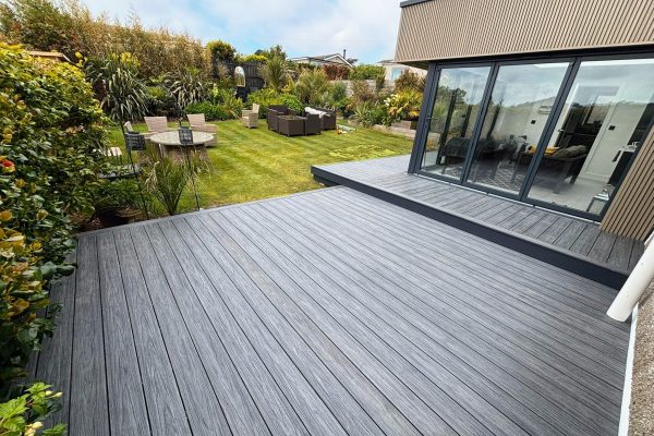composite-decking-north-wales-1